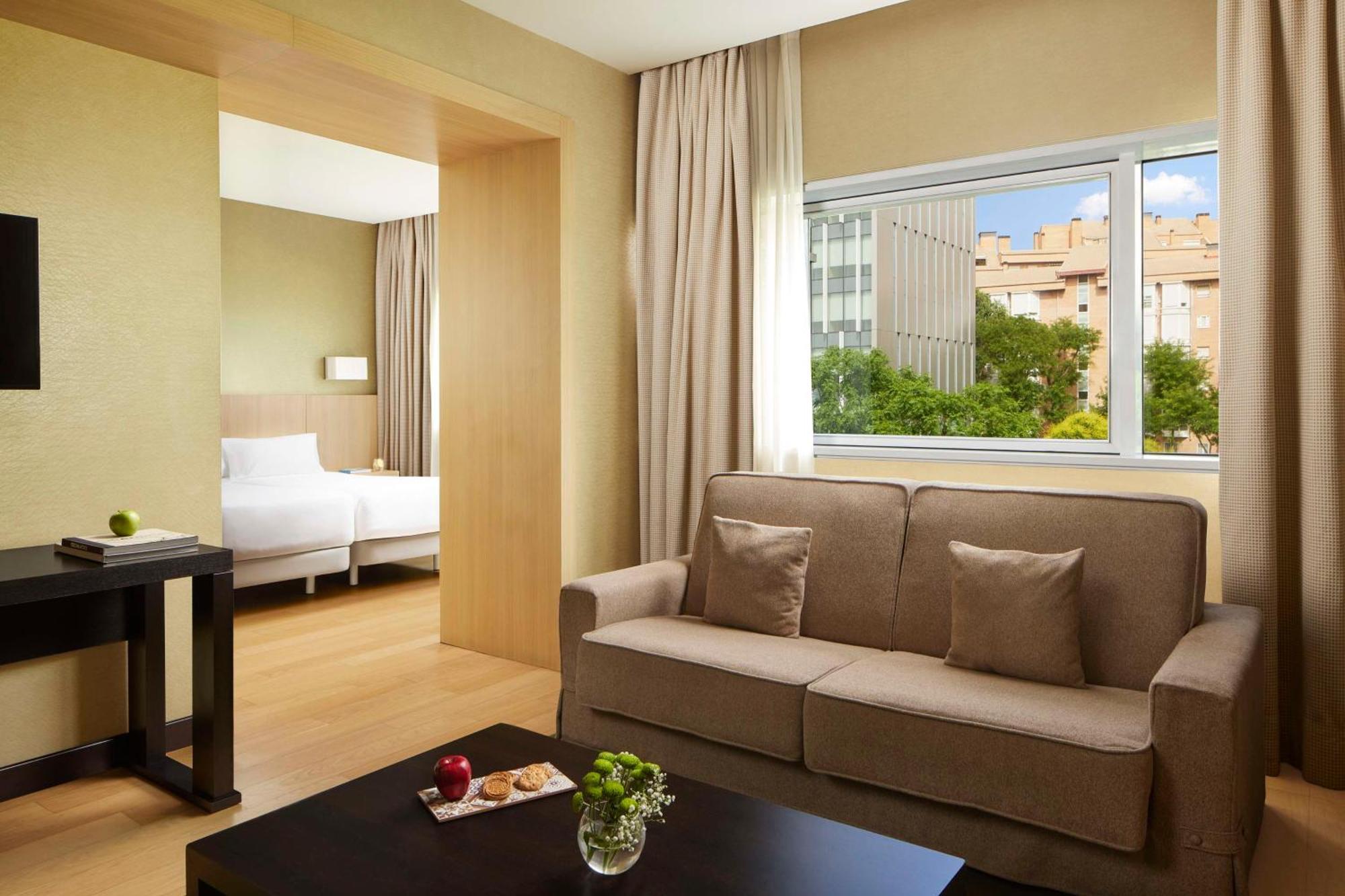 Nh Ribera Del Manzanares Hotel Madri